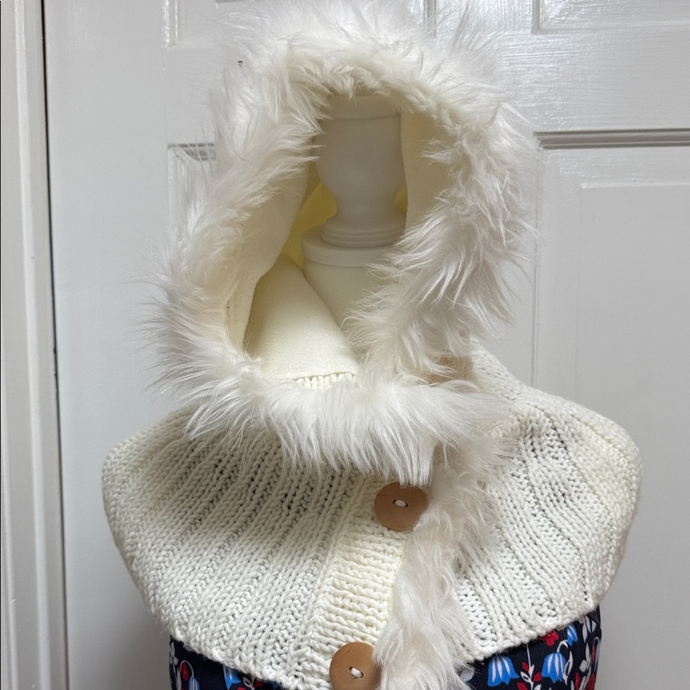 FUR Acrylic/Polyester Head/Neck Hood -See Photos-NWT